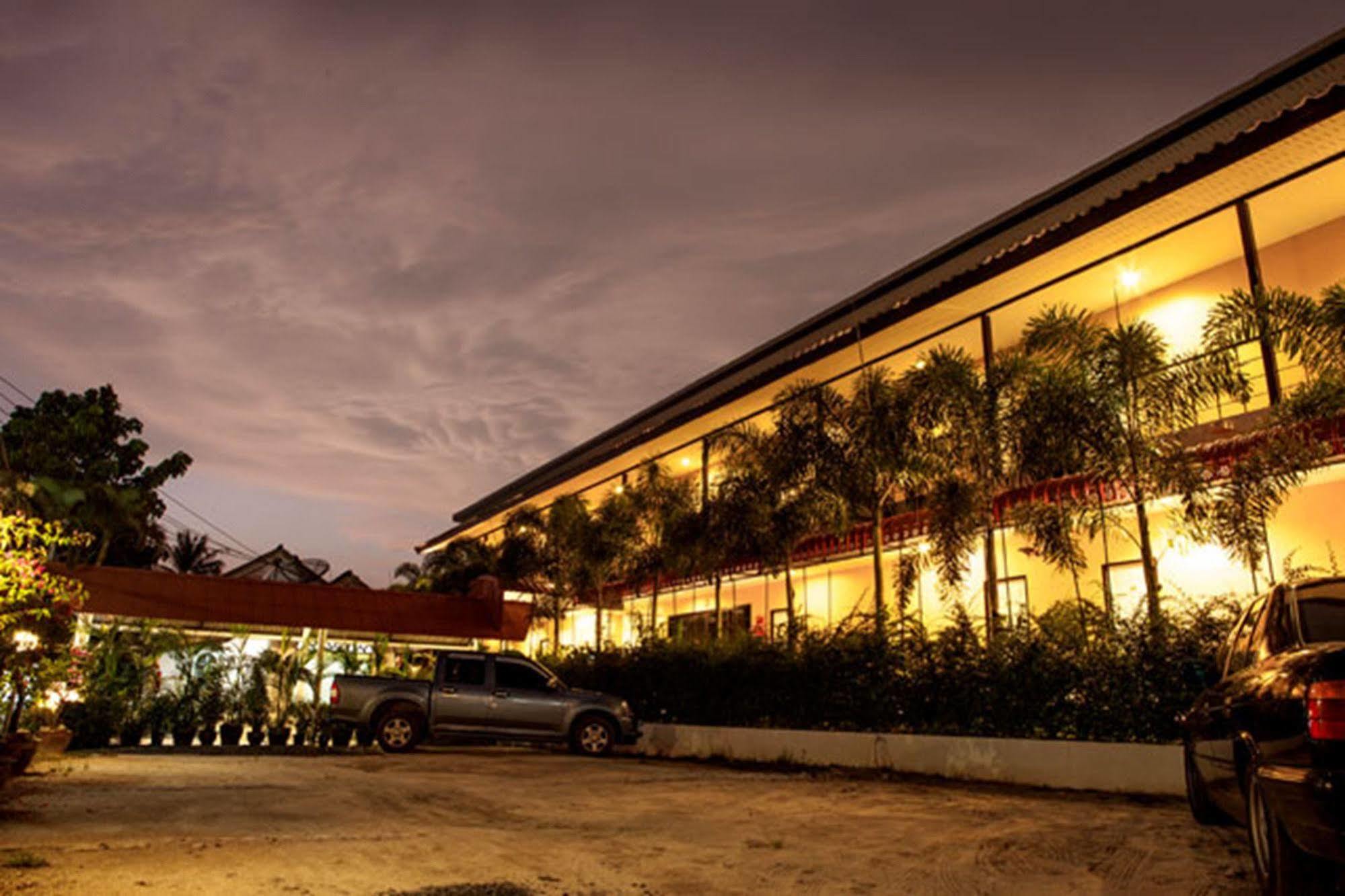 Phuket Airport Inn Ban Bo Han Exteriér fotografie